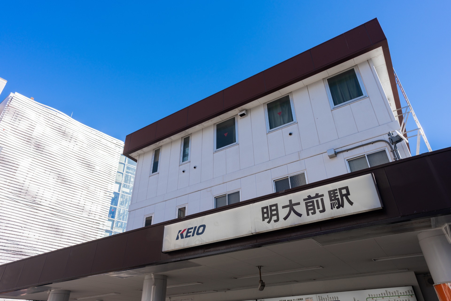 渋谷へ約8分、新宿へ約6分。2路線が利用できるアクセス抜群の明大前駅